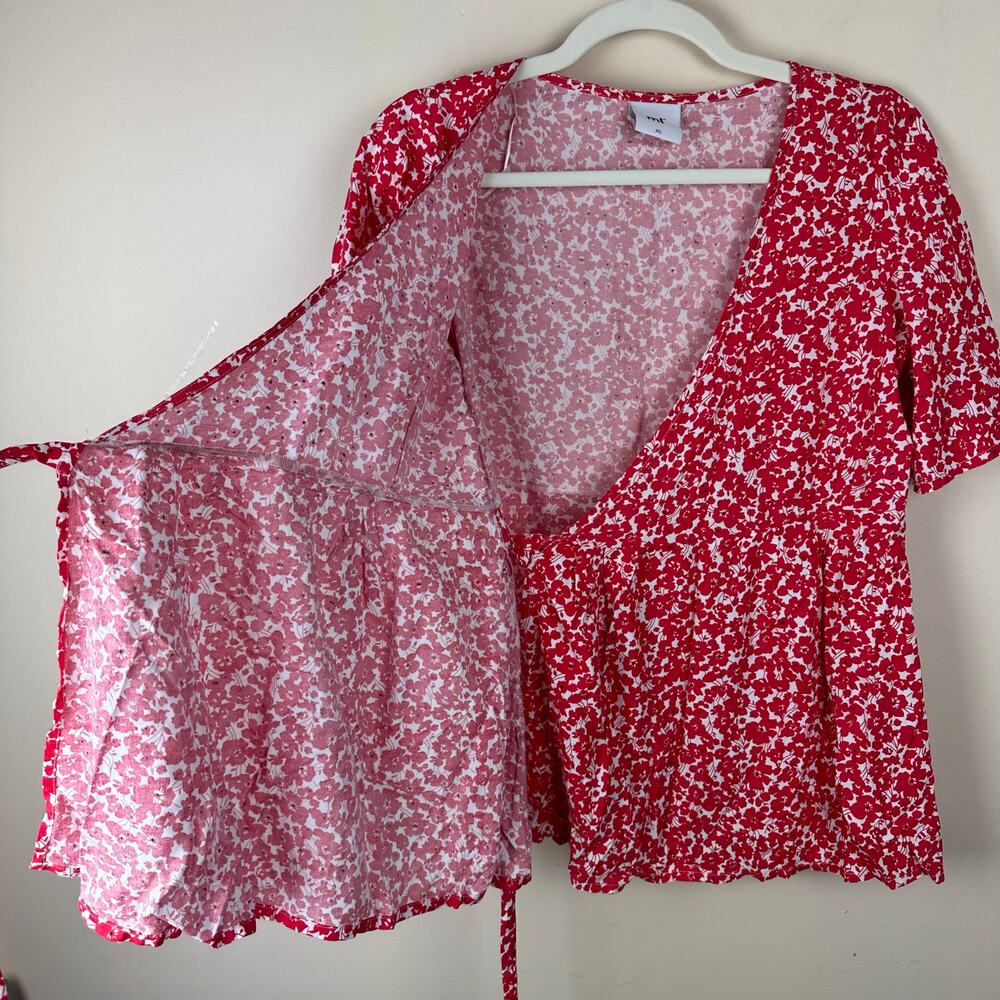 Mamalicious Red Floral Maternity True Wrap Top Womens XSmall Romantic Resort